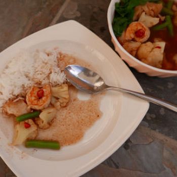 Seafood Gaeng Som