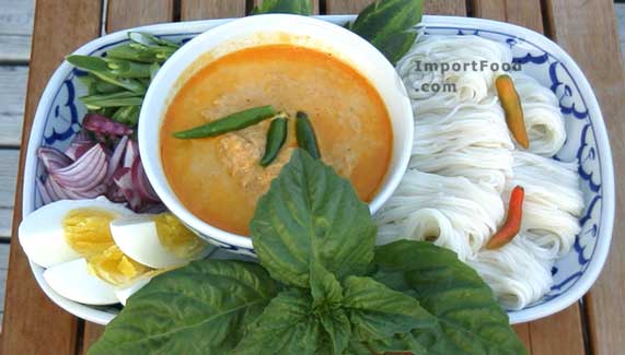 Noodles with Fish Curry, 'Khanom Jin'