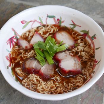 Mama Namtok Instant Noodles