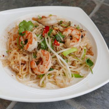 Mama Pad Thai