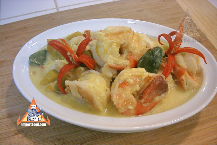 Pumpkin in Coconut Soup with Shrimp, 'Phaktong Tom Kati'