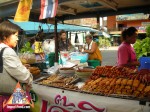 thai-meatball-vendor-06.jpg